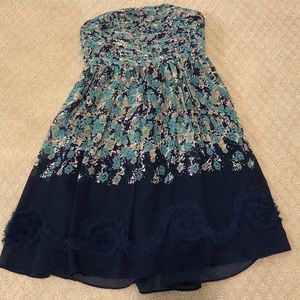 Lauren Conrad strapless dress size small
